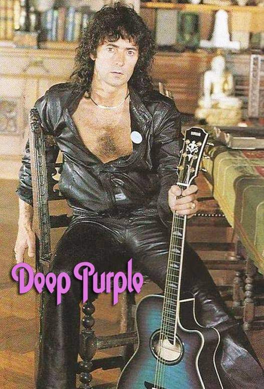 Happy birthday RITCHIE BLACKMORE!
(April 14, 1945) 