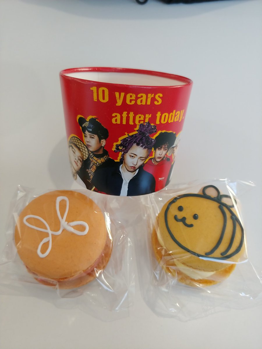 oim8LXvtrjwqw0j's tweet photo. #블락비_오늘지나_10년후에
#위밋데얼 #블락비 #블락비_10주년
#앞으로도_10년더
블락비의 빛나는 10년을 축하해. 늦덕 누나 위해서라도 앞으로 10년만 더 가자!! https://t.co/0sScFB1ObF https://t.co/5rt2QqJwpq