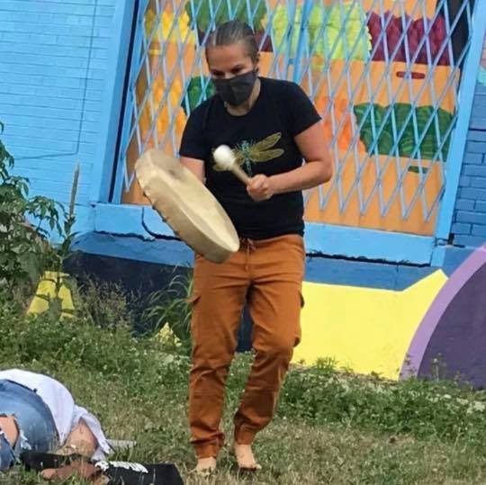 ApolloMediaHou5's tweet photo. This Friday!
Kick off your evening with Gaia’s Way &amp; The Evolutionary Soul by reconnecting w/ your inner self through holistic sound-healing guidance for An Evening With: Deerskin (Downtempo Journey Set). 
Limited tables available socially-distanced event: https://t.co/HK5i1A0VXp https://t.co/YfiusnrzXi