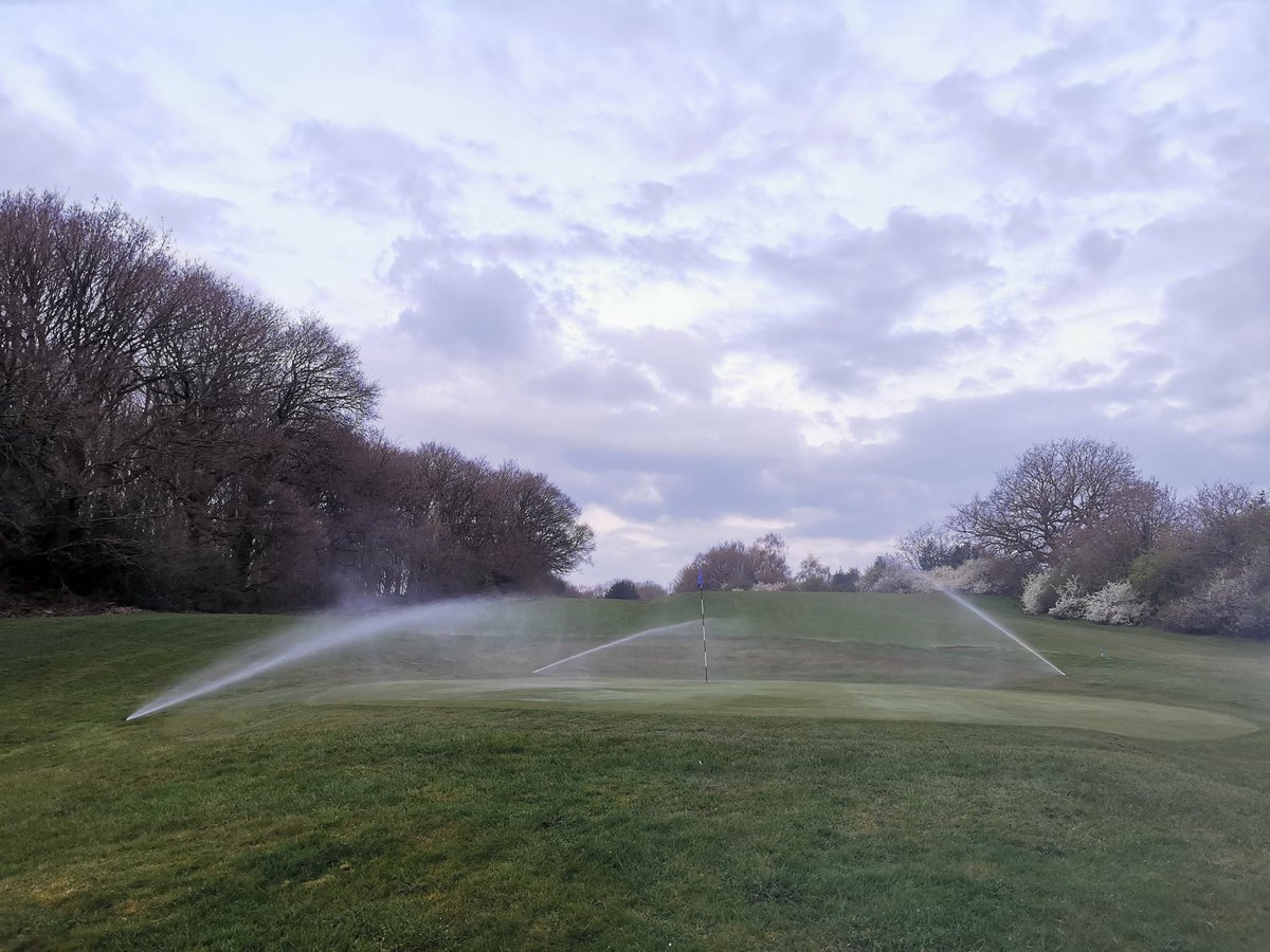 robgreenkeeper's tweet photo. Sunrise drink this morning🌄 https://t.co/ZnlB4vHi50