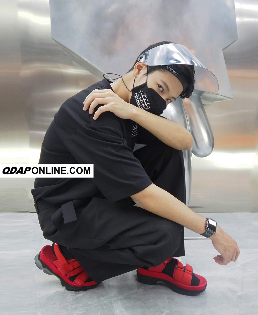 QDAP_BKK's tweet photo. Fcae shield เท่ๆ ราคาพิเศษเหลือ 100 บาทเท่านั้น! ใส่แล้วทั้งเท่ ทนทาน แข็งแรง! 🔥🔥🔥 กดสั่งได้เลยที่ https://t.co/C6R6zwabU4 #singtoprachaya https://t.co/taUrSvmgcY
