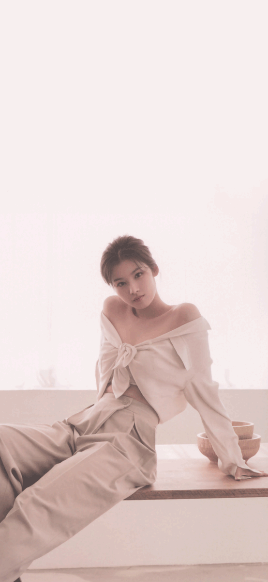 TWICE 写真集　I am SANA Yes, I am Sana.（Photobook）【WHITE ver.】 : Sana（TWICE