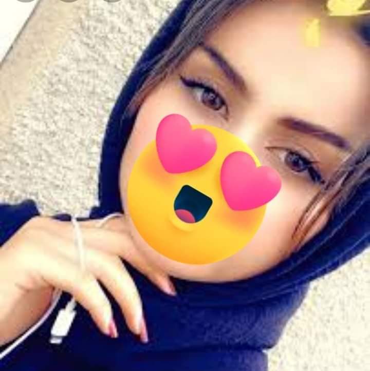 علمتنى الحياة أنه لا ينبغي أن يعرفك أحد أكثر من اللازم ، لا تمنح رقمك السري ثم تشكو الاختراق ..
