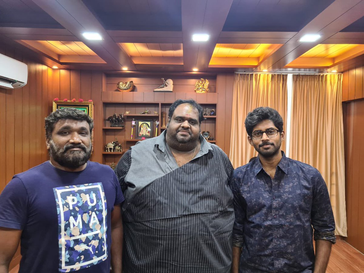 All set for @LIBRAProduc #RavinderChandrasekhar 
& @FirstManFilms 

Production no 9 💥

venture with winning great combo after sucess of Madhayanai kootam!!! 

Joining together 

@onlynikil #CinePeek