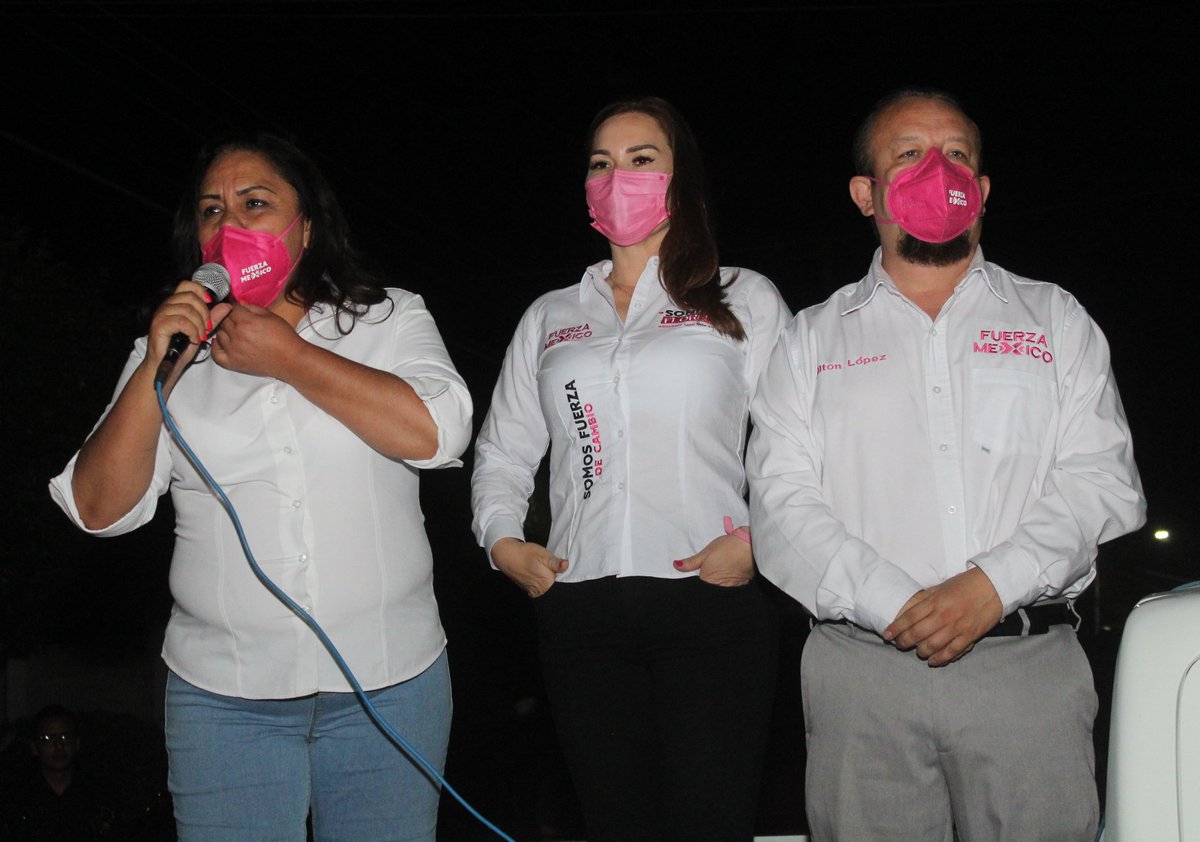 LichitaGarciaV's tweet image. Hoy inició campaña una mujer que va a dar todo por el D1 de nuestra ciudad, en ella vamos a tener a una diputada que sabrá representar a los duranguenses desde el congreso del estado 

¡Vamos con todo @SoniaFloresArc1!
