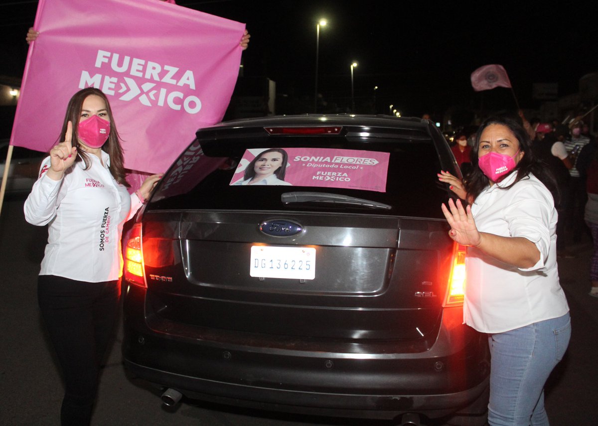 LichitaGarciaV's tweet image. Hoy inició campaña una mujer que va a dar todo por el D1 de nuestra ciudad, en ella vamos a tener a una diputada que sabrá representar a los duranguenses desde el congreso del estado 

¡Vamos con todo @SoniaFloresArc1!