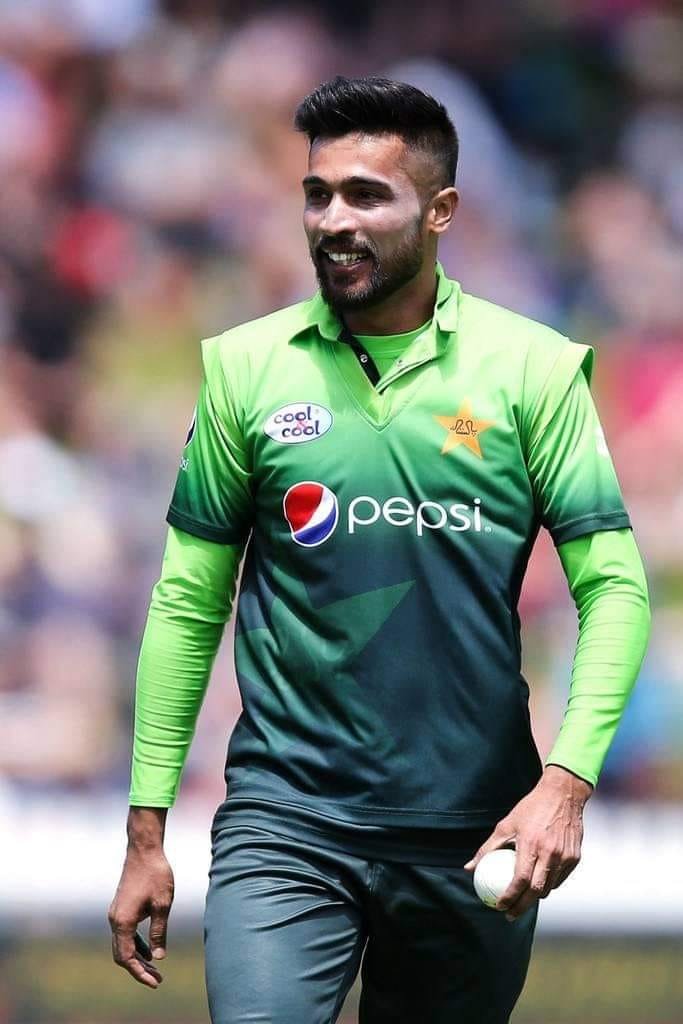 Happy Birthday King of Cricket.
Happy Birthday Mohammad Amir ... 