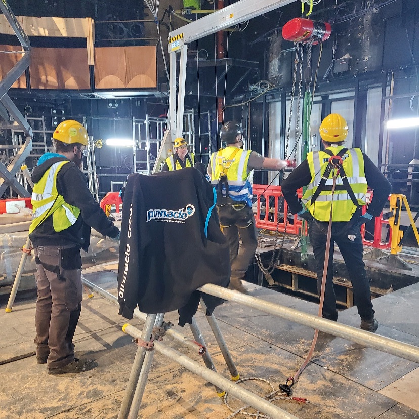 pinnaclecrew's tweet photo. Happy hump day!!! #humpday #itswednesday #midweek #workingweek #eventprofs #eventcrew #workinghard https://t.co/KmPoWwr451