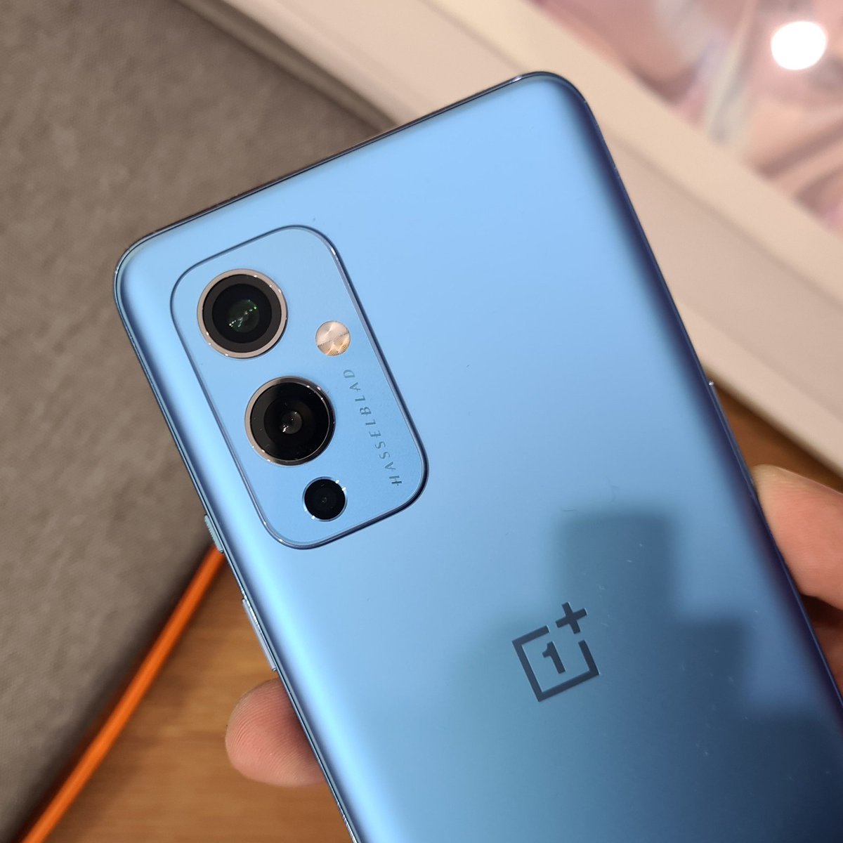 techdroider's tweet photo. Last day to Enter the OnePlus 9 GIVEAWAY! 

1. Like and Retweet this Tweet
2. Follow @techdroider | @vvaiibhav
3. Enter Gleam - https://t.co/e0xnOm3Tdw

Make Sure to Follow all the rules. Enjoy :D https://t.co/OoEmf4a9ln