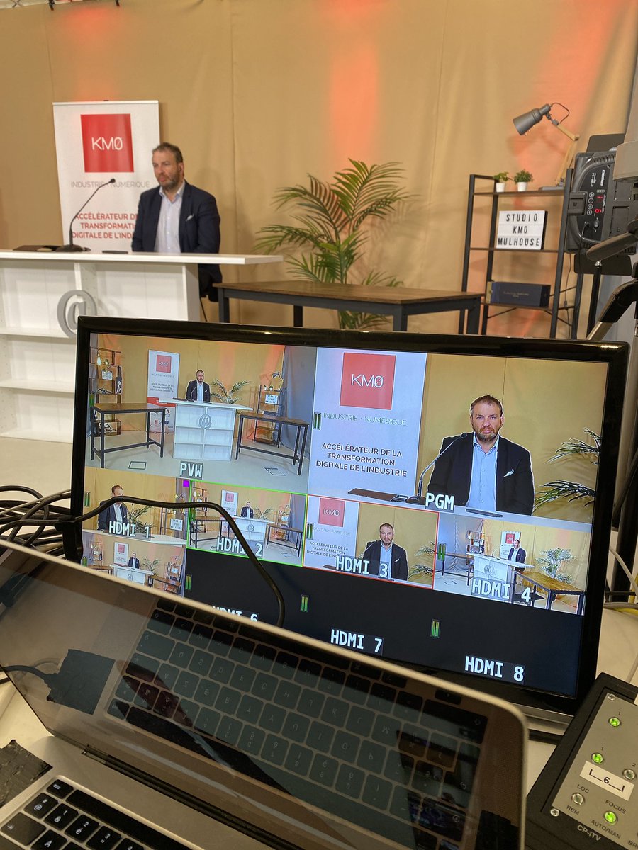 Il y a quelques minutes dans les studios du <a href="/KM0_info/">KMØ</a> avec <a href="/patr500/">patrick Rein</a>  à #Mulhouse #villagefrancophone #hannovermesse #MyGlobalVillage @villagefranco <a href="/hannover_messe/">HANNOVER MESSE</a>