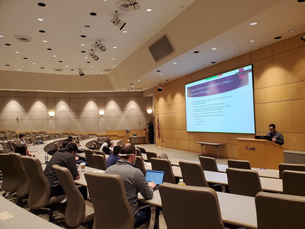 CarleGSRP's tweet photo. Chief Resident Score transplant lecture by @JRodriguezMD. #residenteducators #GenSurgMatch2022 https://t.co/0ffJaRaSuL