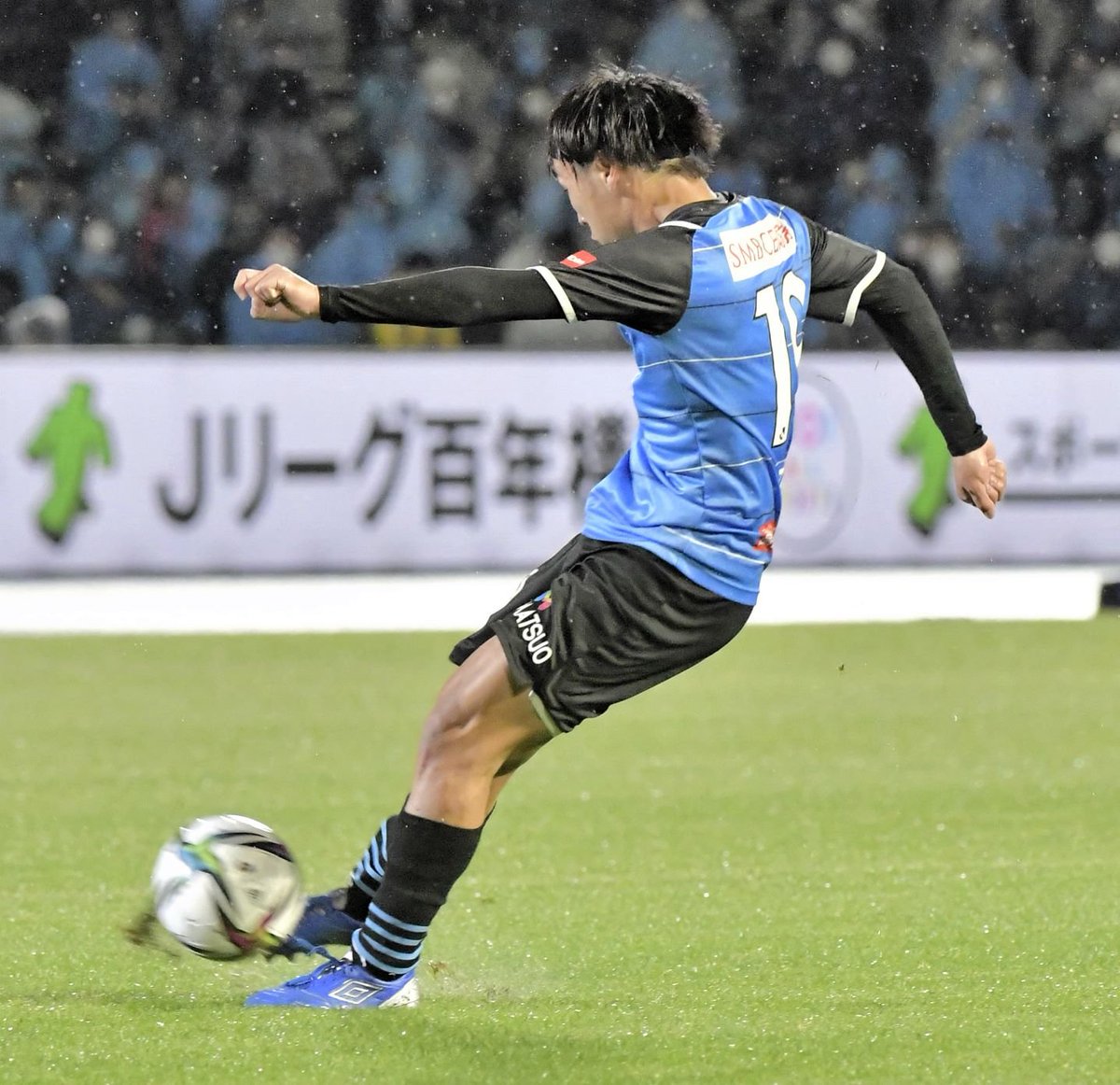 まさちゃんです 何気に強いです イングランドのマンチェスターシテイみたいです 名古屋グランパスはマンチェスターユナイテッドか アーセナルか リバプールですかね 一応赤い悪魔ですし ただ唯一違うのは名古屋サポーターはアウェイでの試合は