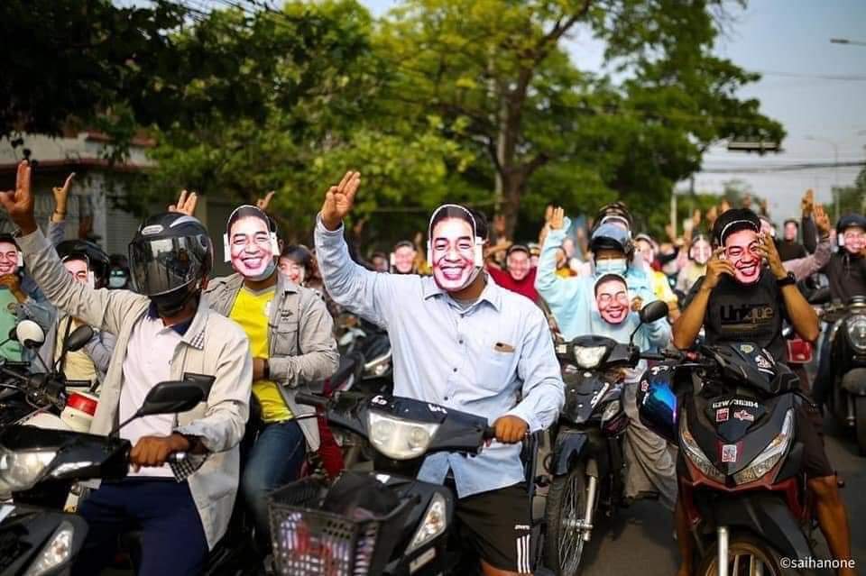 MMT200513's tweet photo. Thingyan Day‼ ️
 Dr. Sasa from Shwe Mandalay 😍
#WhatsHappeningInMyanmar 
#Apr14Coup https://t.co/U63IsNDtOc