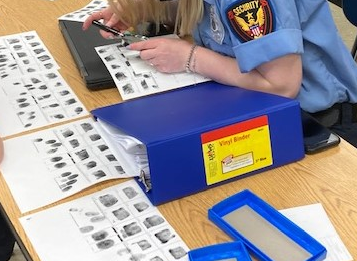 CPACTC's tweet photo. “Comparing latent fingerprints – so many choices!!!” in #criminaljusticeprogram Cumberland Perry AVTS @CPAVTS #April2021 #criminaljusticestudents #fingerprints #comparision https://t.co/3SY21sQzoY