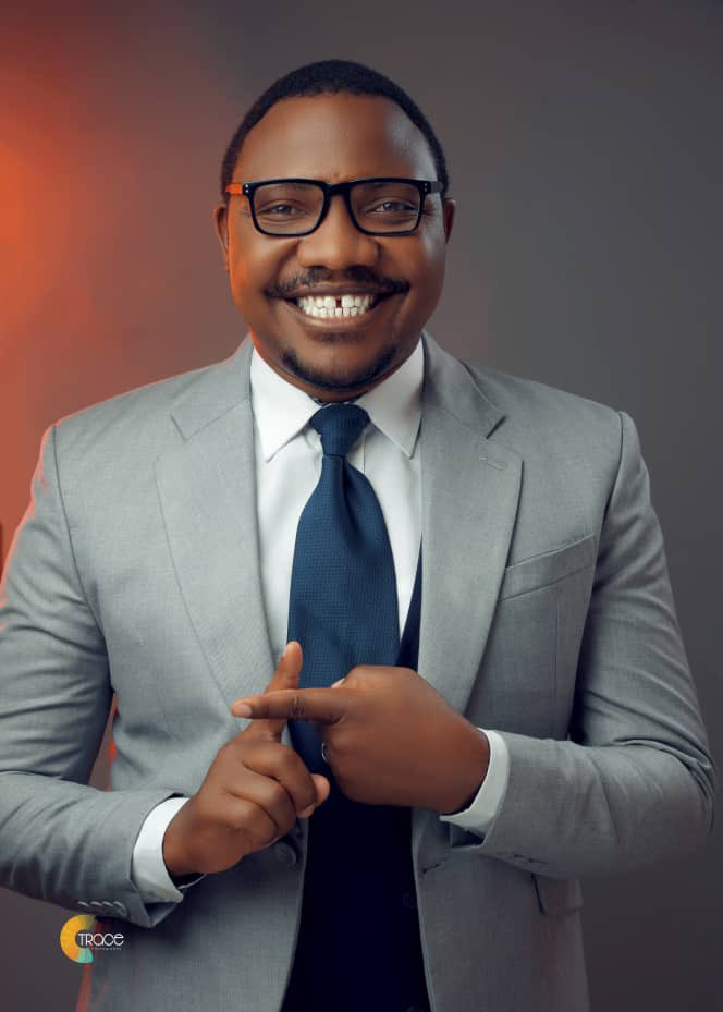 IamDrSuudi's tweet image. First check out my #AnswerVideo as we prepare for new music coming soon. 

Link  👉👉👉 youtu.be/AvyRVoRD8wM