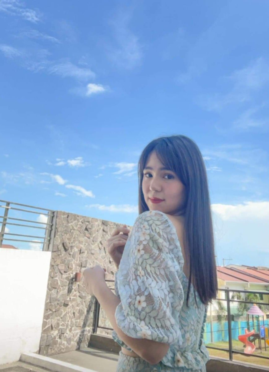 I really admire her beauty.
Napaka simple pero grabe! Anghel yarn. <a href="/mikeequintos/">Mikee Quintos</a> 

#STAILPHxMikeeKelvin