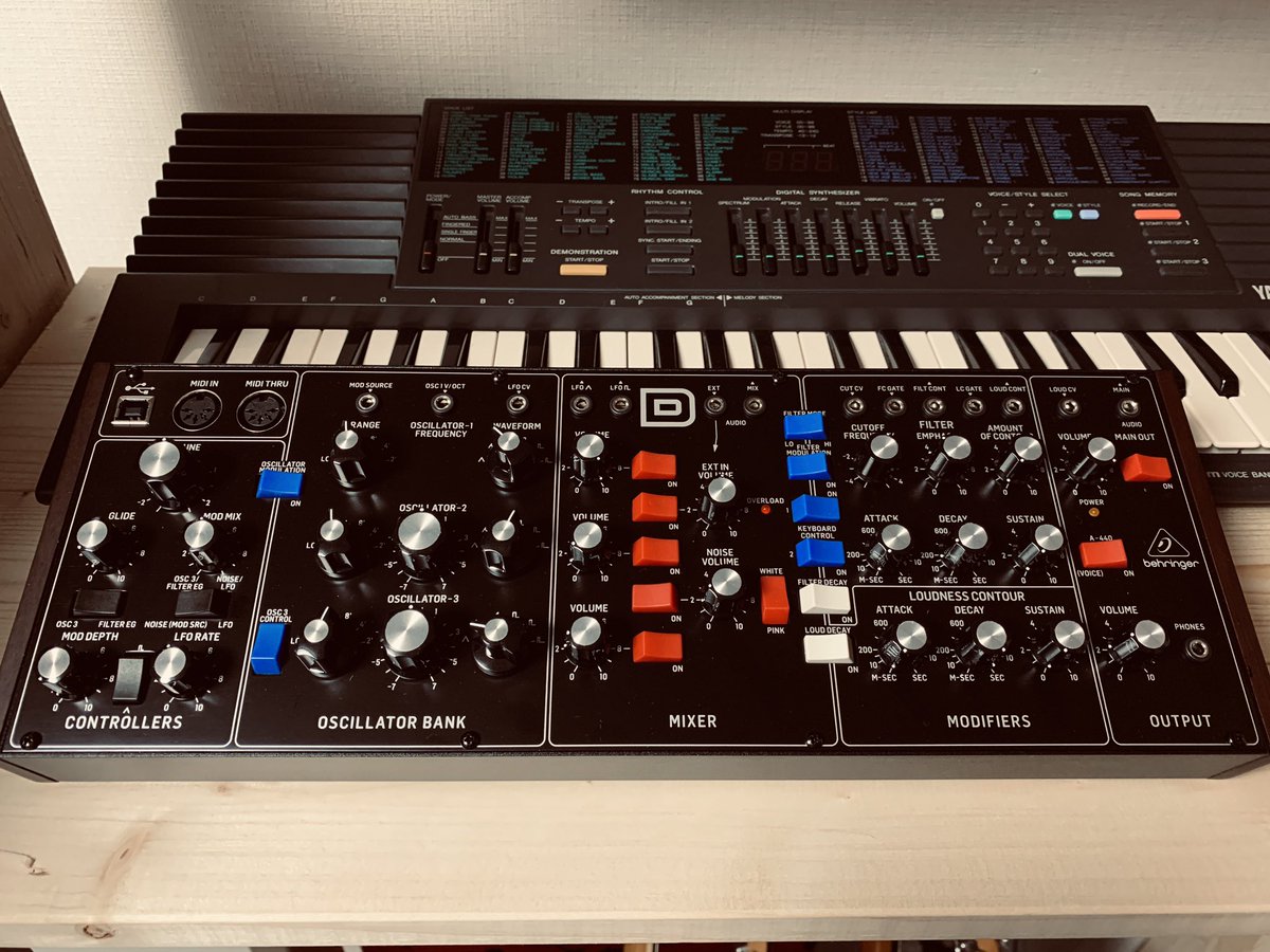 ARAKI__IKARA's tweet image. 音も良いけど単純にソフトより楽しい。
物欲ヤバい。

#behringer #modeld