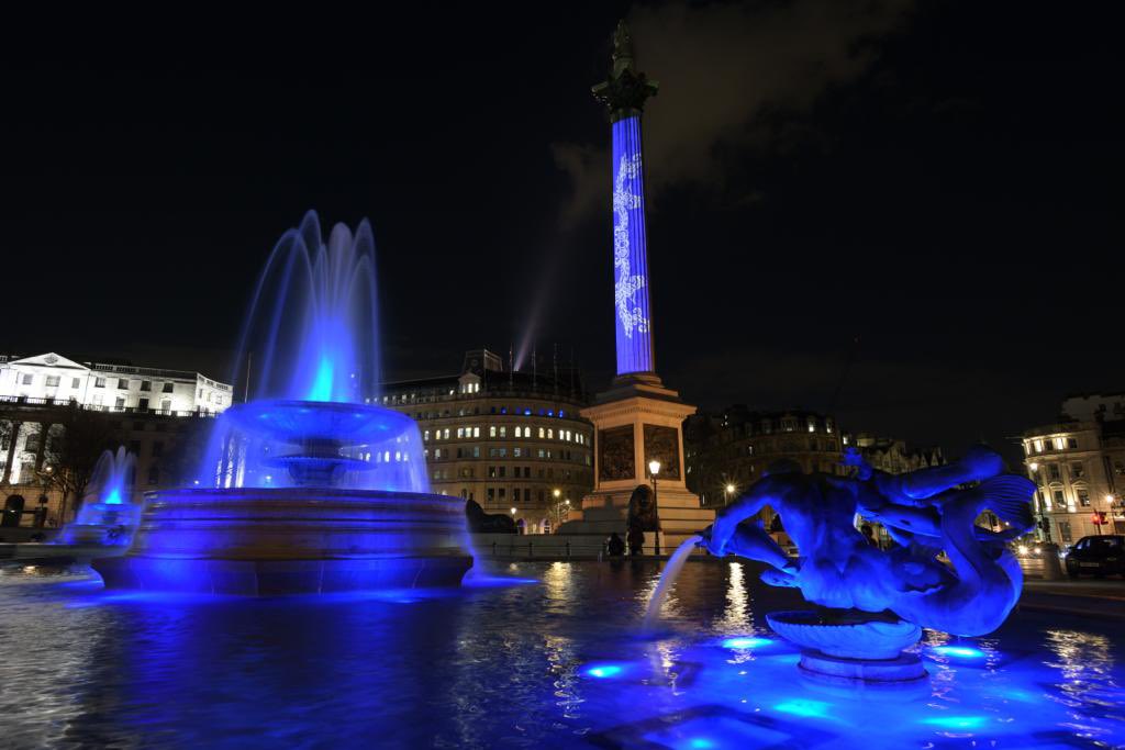 History made with  Vaisakhi lights display at Trafalgar Square with wheat design in support of  farmers of Punjab 
#FarmersProtest #Vaisakhi_With_Farmers #vaisakhi2021 
 #Vaisakhi #trafalgar #London #lights