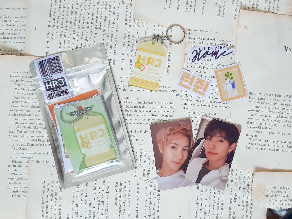 00zones's tweet photo. [wts / lfb ph 🇵🇭]

🏁 #00ZONESONHAND

✈️ Dream Airlines Keyrings 
💌 Renjun, Jeno, Haechan, Jaemin
🛒 https://t.co/EPCTnzehVq

🛍: nct dream 2020 keyring sticker https://t.co/3WyJmg21Ju