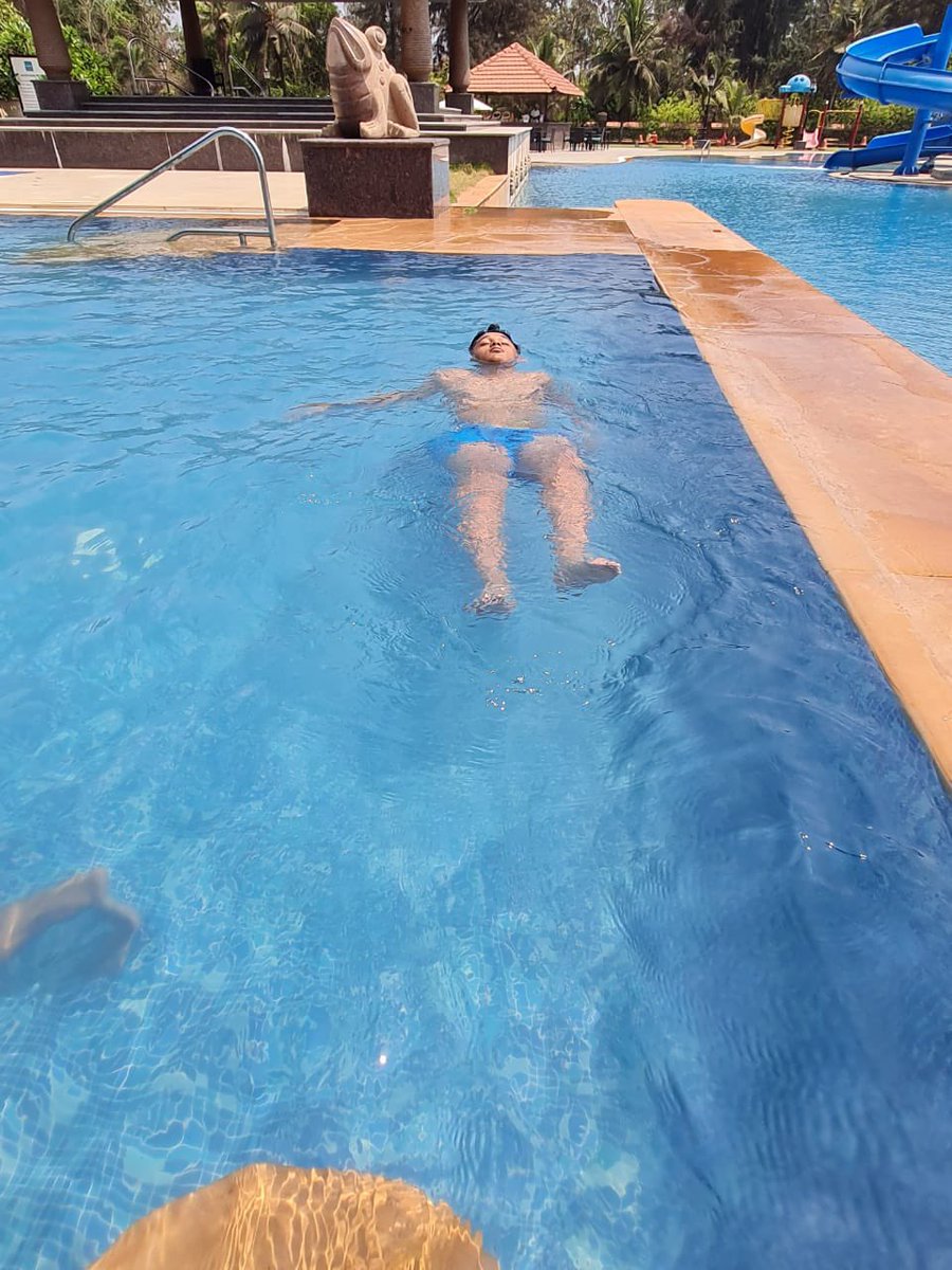Lvenky73's tweet photo. My water baby .. taken after me โค๏ธ๐ #holidaymode #goadiaries #kennilworth https://t.co/QHbE7jXZB2