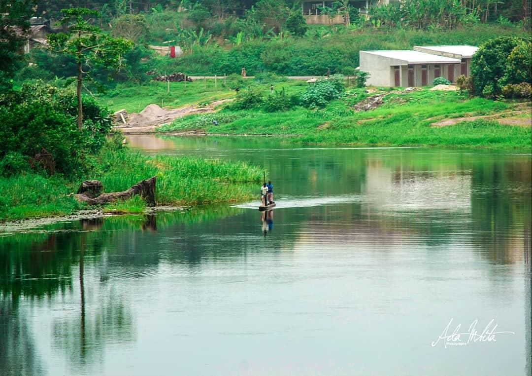 adambita237's tweet image. Sur le fleuve #nyong, à #mbalmayo
Découvrir le #Cameroun🇨🇲➡😱🌇💚❤💛
Welcome to #Cameroon
#voyage #237DaysTrip #trip #travelphotography #mboapic #street #roadtrip #travel #landscape #photooftheday #tourism #river #picoftheday #ontheroad #photo #photoshoot
#BaladeAuCameroun