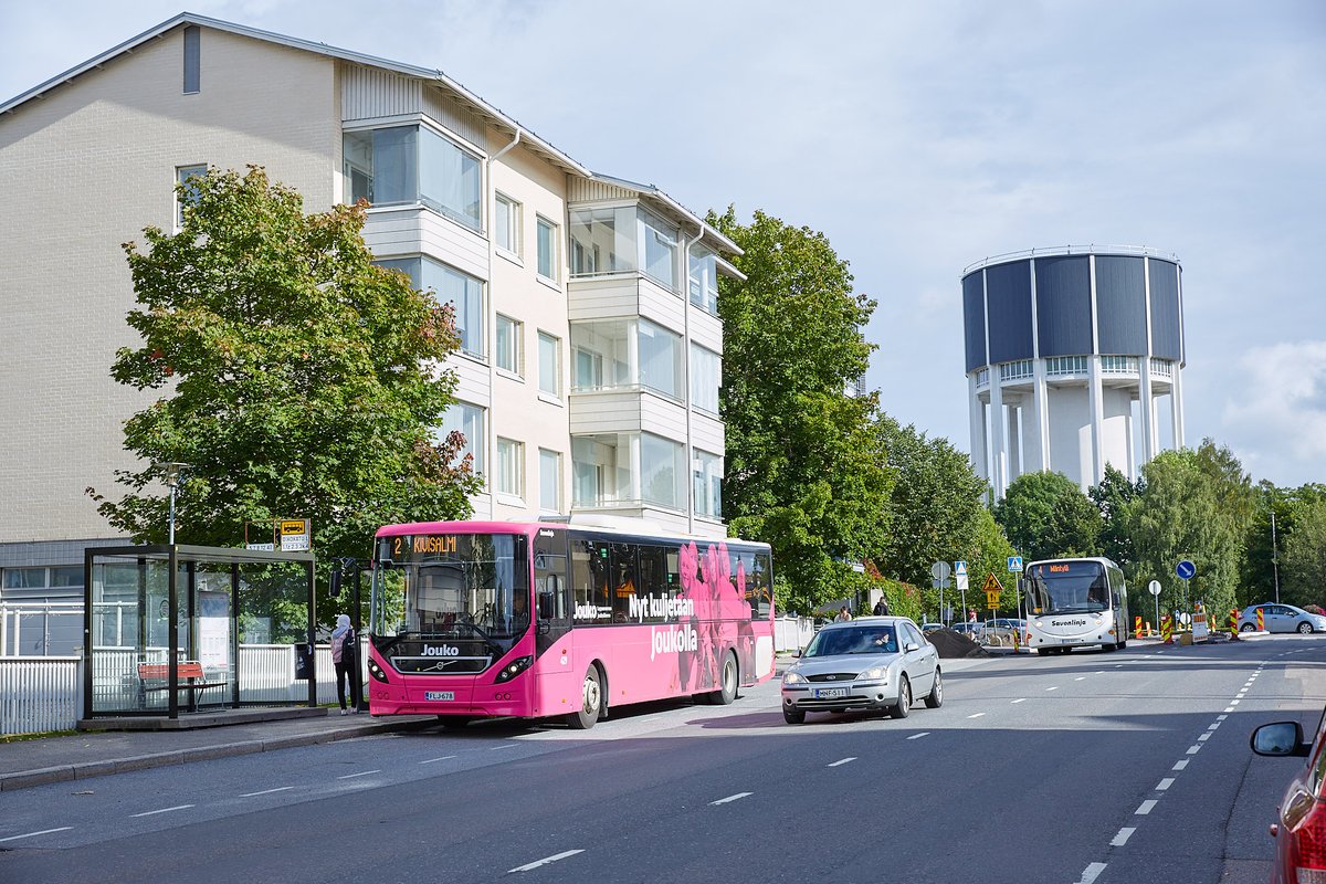 OlliTHirvonen's tweet photo. @BusinessFinland  myönsi #streetAI hankkeelle lähes 0,5milj.€ avustuksen. @LappeenrantaFi  ja @Imatrankaupunki lähtevät yhdessä kehittämään katujen kunnon ja käytön seurantaa datan ja analytiikan avulla. #lappeenranta #Imatra 
Tarkemmin tietoa linkistä:
https://t.co/uP3kbyYENP https://t.co/EM47hyoS8w