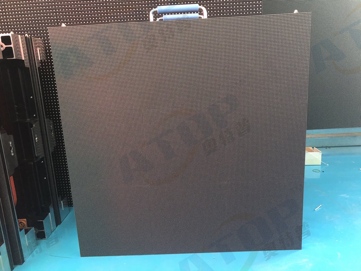atop_led's tweet image. P3 indoor rental led display screen
Front maintenance led module with magnet,192mmx192mm size
576mmx576mm die cast aluminum cabinet

#atopledscreen
#rentalleddisplay
#videowall
#advertisingscreens