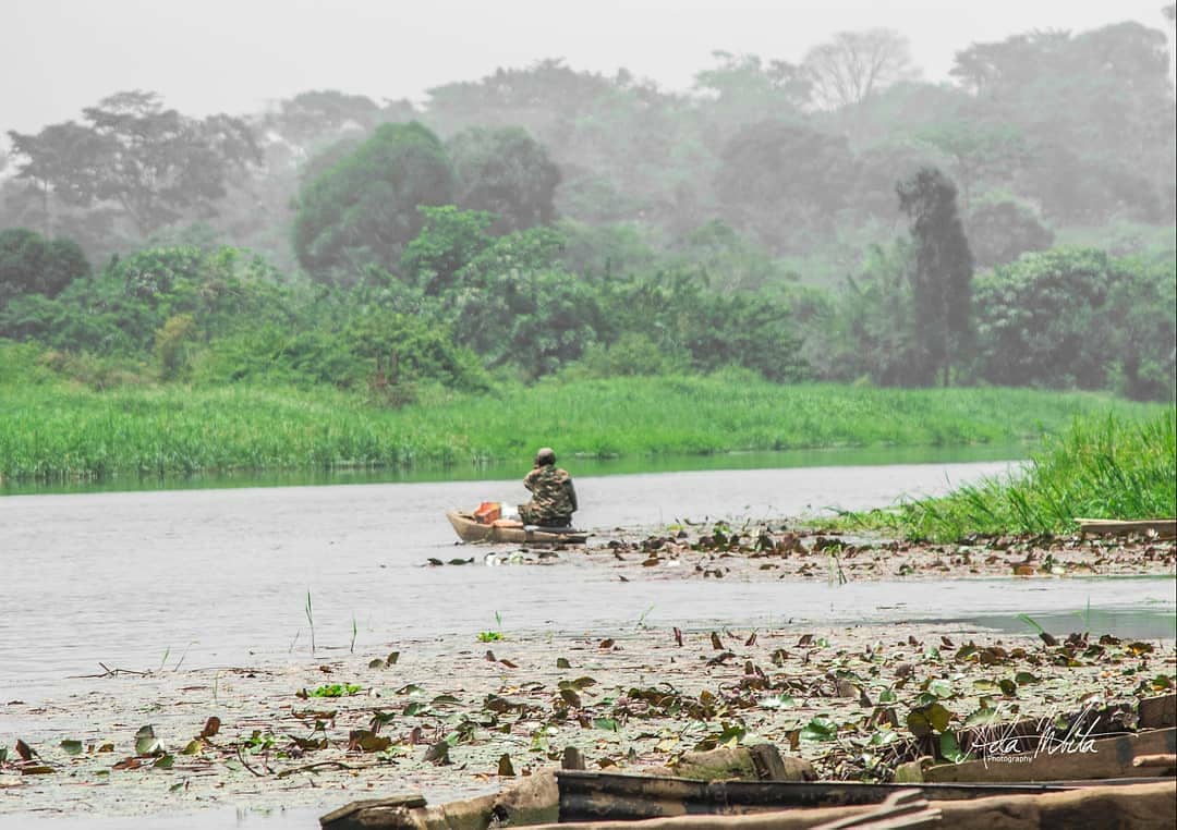 mboapic's tweet image. Sur le fleuve #nyong à #mbalmayo
Découvrir le #Cameroun🇨🇲➡😱🌇💚❤💛
Welcome to #Cameroon
#voyage #237DaysTrip #trip #travelphotography #mboapic #roadtrip #travel #adventure #landscape #photooftheday #tourism #river #picoftheday #ontheroad #photo #photoshoot
#BaladeAuCameroun