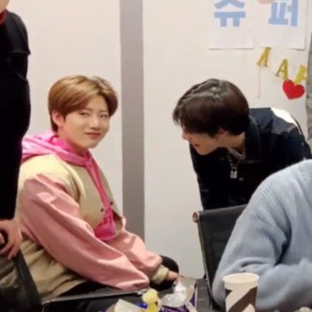 yedamsnaps's tweet photo. Don't you love it when kyudam 

#방예담 #준규 #트레저 #BANGYEDAM #JUNKYU #TREASURE @treasuremembers https://t.co/l1Q3FquAxd