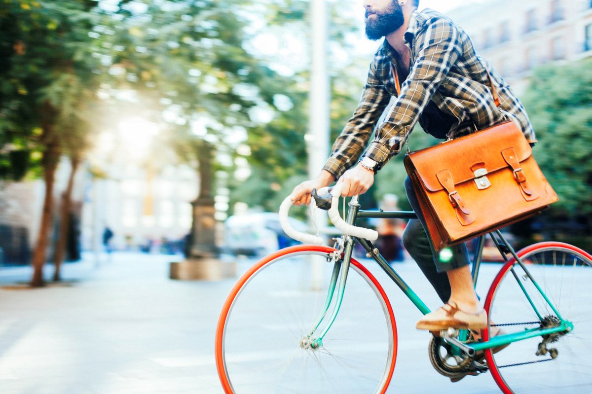 plasdwr's tweet photo. The masterplan for Plasdŵr shares @cardiffcouncil’s vision to reduce congestion and single-use car journeys.

Our active travel network will make it easier for people to choose more sustainable, greener ways of getting around 🚶‍🚴🚌 https://t.co/yDWSirFtgT