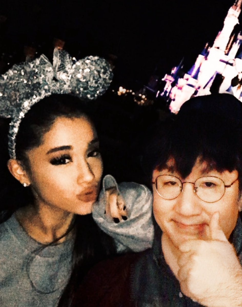 Btsxari1's tweet photo. Bang Si-hyuk & Ariana (edit)
#army #BTSARMY #bts #bangsihyuk #jungkook #jimin #taehyung #v #arianagrande #arianator #armynator #namjoon #hoseok #jin https://t.co/iyPyGRyUWu