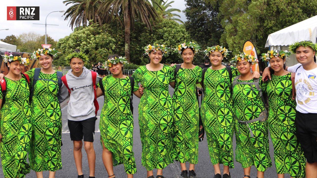 Bright cultural costumes &amp; loud island cheers lit up the first day of Polyfest 2021 in South Auckland today, despite heavy rain &amp; thunder.

Social media journalist Mabel Muller was at the festival and took these awesome photos. 

Check out more pics here: bit.ly/3mIzmf8