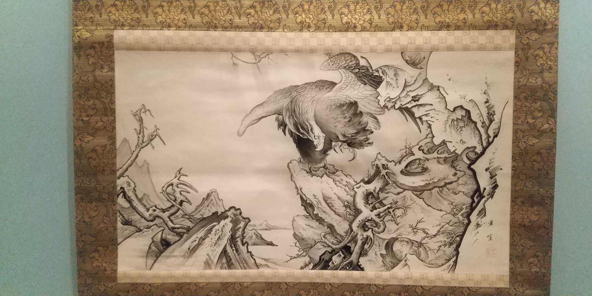 تويتر 甘酒 على تويتر サントリー美術館 ミネアポリス美術館 日本絵画の名品 狩野芳崖 巨鷲図 カッコいい 鷲もスーパー カッコいいし 木々もカッコいいし 鷲の足元で怯える三匹の猿の表現もカッコいい もはやまったく狩野派のカッコ良さではない狩野