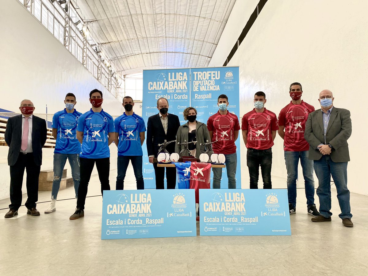 🏆PRESENTADA LA FINAL DE LA XXX LLIGA <a href="/caixabank/">CaixaBank</a> #EIC <a href="/Pelayotrinquet/">Trinquet de Pelayo</a> 
Manuel Bañuls, director d'Institucions de <a href="/caixabank/">CaixaBank</a> a la <a href="/c_valenciana/">Comunitat Valenciana</a>, <a href="/Raquel_Tamarit/">Raquel Tamarit</a> secretària autonòmica @GVAculturesport, <a href="/pepecatalunya/">pepcatalunya</a> president de la <a href="/funpival/">Fundació Pilota Valenciana</a> i <a href="/vallense0/">Jose DanielSanjuan</a> president de la <a href="/fedpival/">FedPilotaValenciana</a>