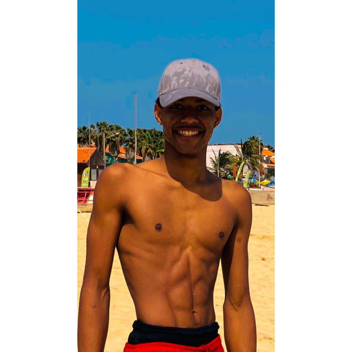 RafaEvora's tweet photo. 🇨🇻👄❤️ https://t.co/NG9mtqAzdY
