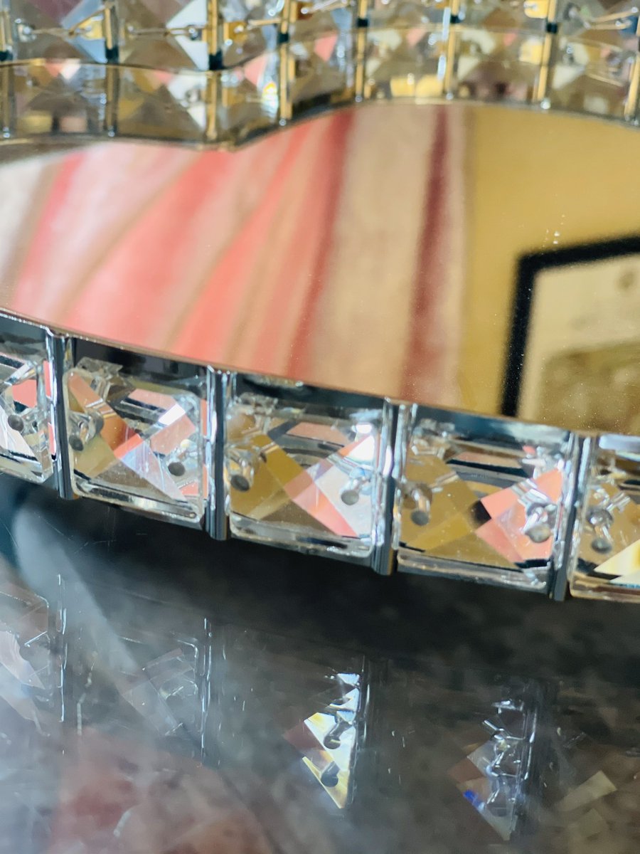 SCBoutique_uk's tweet photo. We love a bit of bling π
Our Crystal Trays make the perfect centrepiece π
.
.
.
#crystal #mirror #tray #mirrortray #bling #centerpiece #tablewear #tabledecor #homedecor #scboutiqueuk π https://t.co/LfrtDAO2Ba