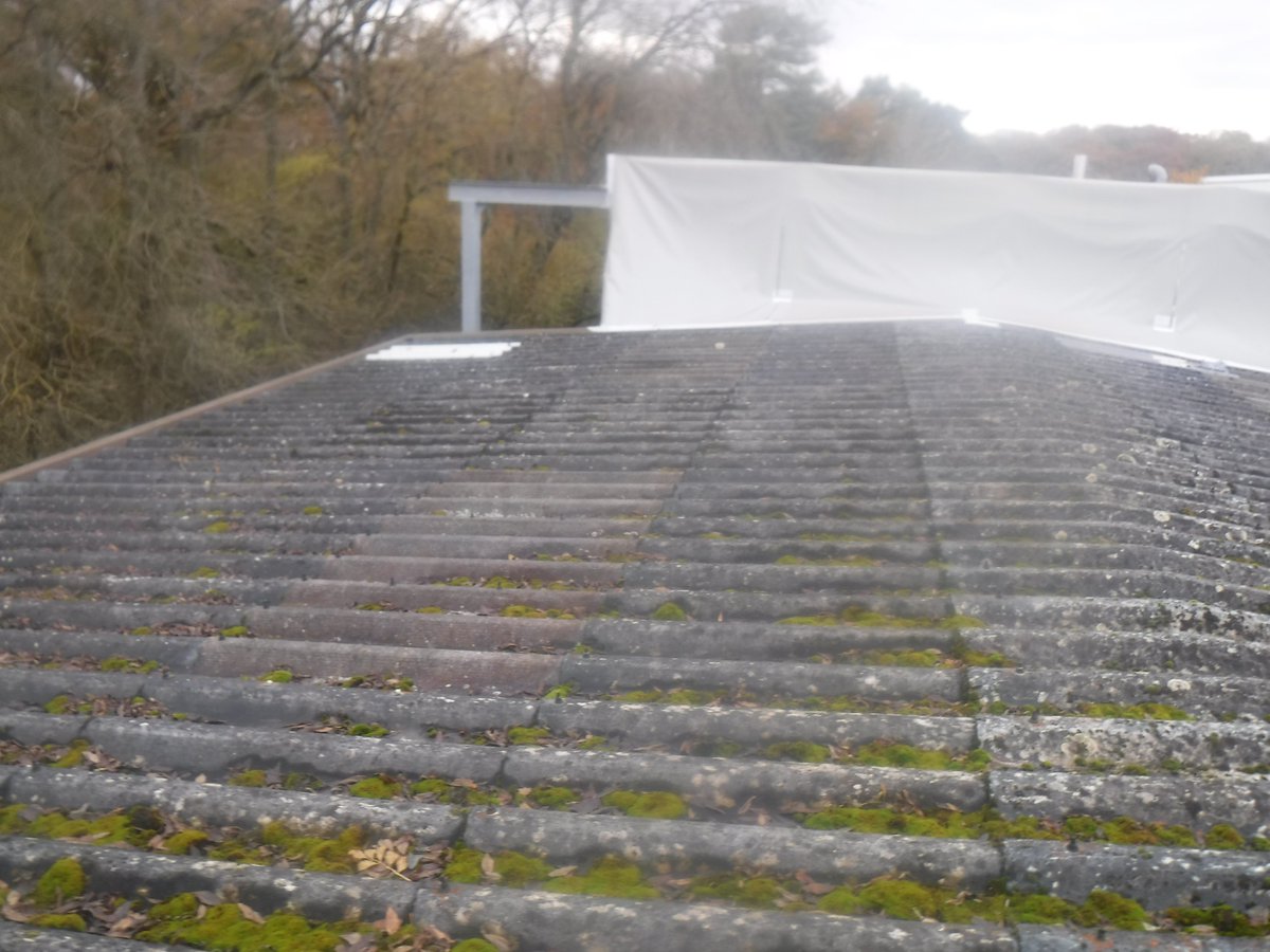 PracticalRoofCo's tweet image. Little over-clad in Droitwich completed last week, original asbestos roof was developing cracks on a regular basis. #roofing #construction #healthandsafety