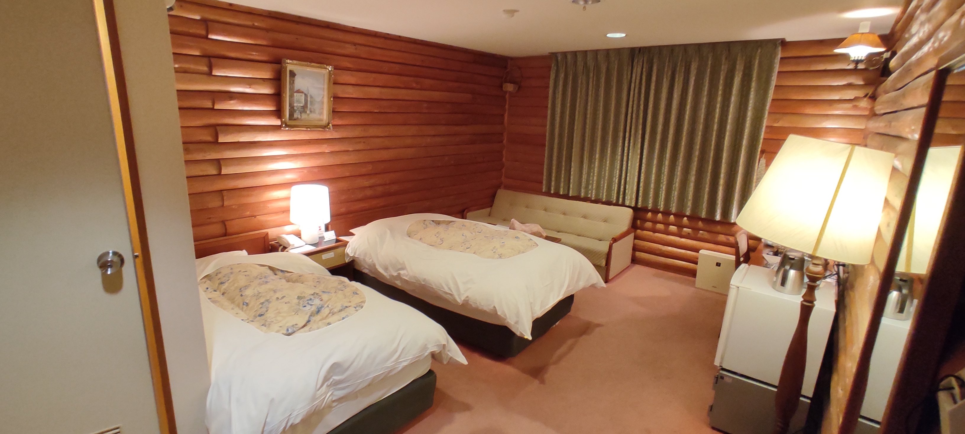 クビオ レサバ これは一泊朝食付5600円の宿と一枚800円のミックスピザ お得すぎんか丹波篠山市 新たんば荘 ツインルームをシングル利用 ログハウス パラパラ 春のピザ祭り ピザ全部半額 パラパラミックス T Co Ofes5juq48 Twitter