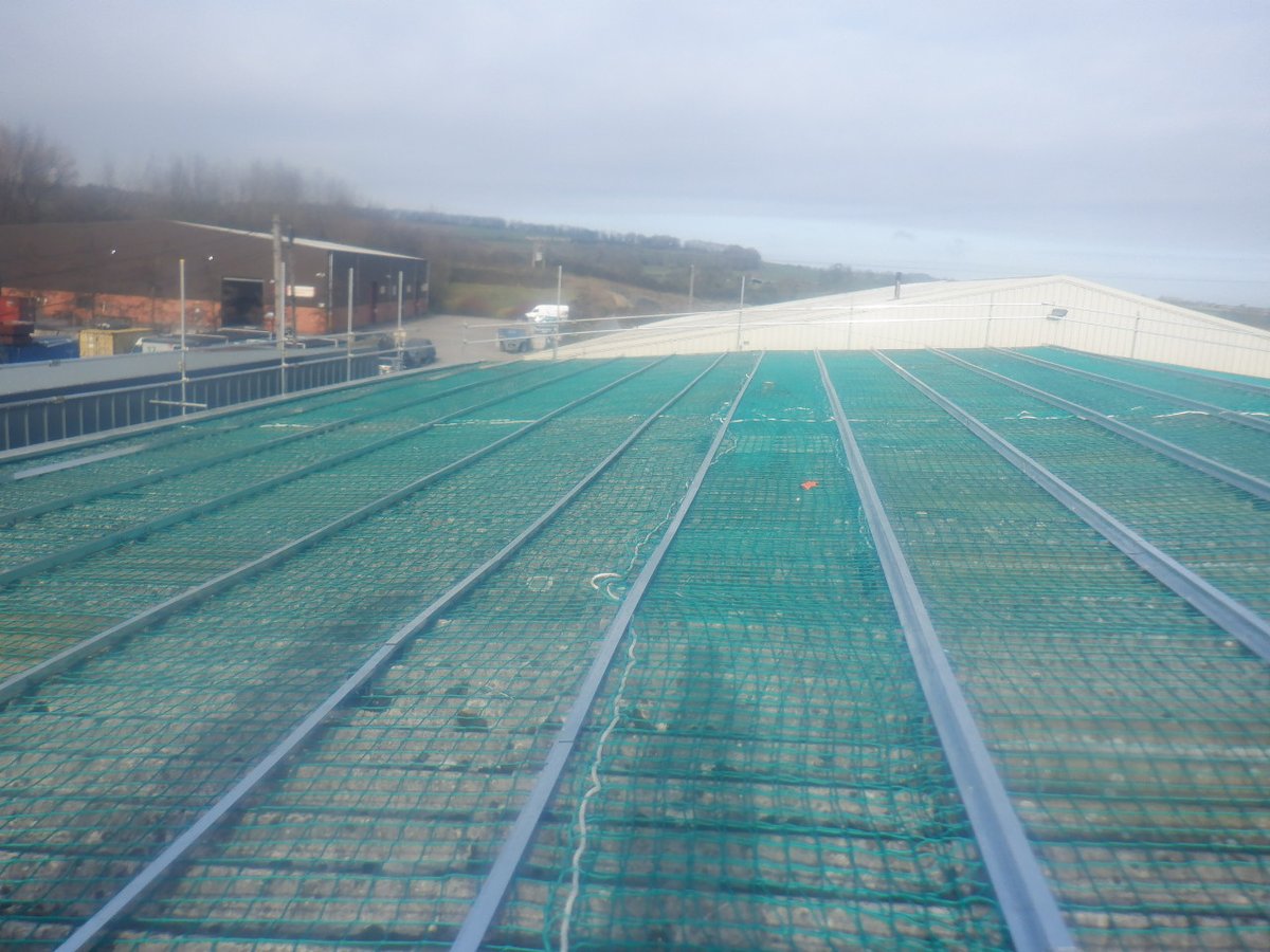 PracticalRoofCo's tweet image. Ongoing over-cladding project in Moreton in Marsh, including refurbishment of the gutter with a SIKA lining system #roofing #construction #healthandsafety
