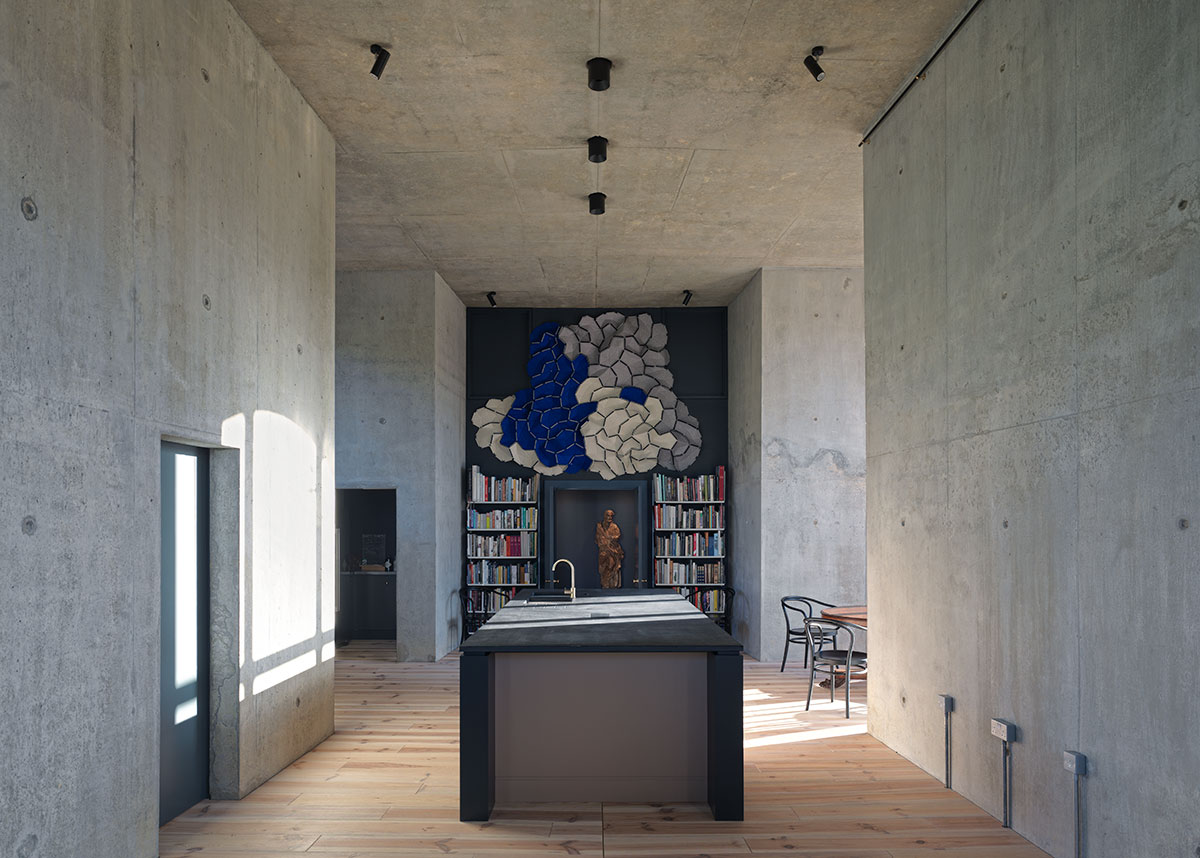 concretecentre's tweet photo. Low-carbon concrete is not just about using cement replacements – we need to rethink the way we specify strength gain. @jenisaner and Tony Jones in the latest issue of Concrete Quarterly: https://t.co/3mz1qXtYQ5 https://t.co/1gk60W0THe