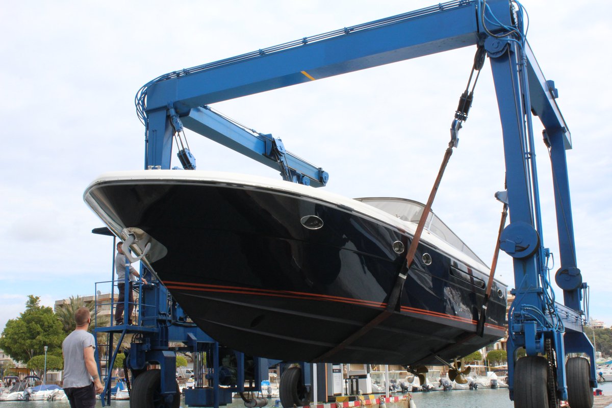 summeryachts's tweet photo. Season begins for this Itama 48.
When do you start it?
#itama48 #itamayachts #dewinterizing #launching #spring #season #summeryachts #nauticalworld #yachtlifestyle #yachtingexperience #yachtlovers #portocristo #mallorca #balearicislands https://t.co/sGNQUtaPvW