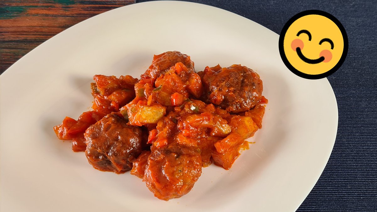 ChupRecipes's tweet photo. Recipe for Meatballs with Potatoes in Tomato Sauce Face savouring food Easy and Delicious Recipes!

See recipe: https://t.co/2bFxyhFS3m

#WednesdayWisdom #wednesdaythought #Recipe #FelizMiércoles #Recetas https://t.co/aU3QhRs1VP