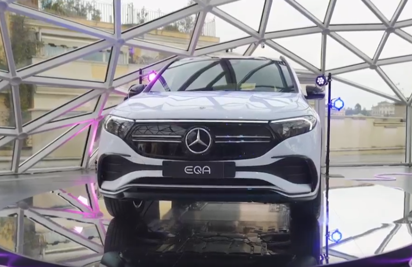 motorionline's tweet photo. #Mercedes #EQA, il nuovo SUV elettrico raccontato dalle donne del marchio della Stella [VIDEO] https://t.co/WCJ0wVzqm0 #motorionline #MercedesBenz #MercedesEQ #MercedesEQA #ShesMercedes #ForANewGeneration https://t.co/9qNvraWHSu