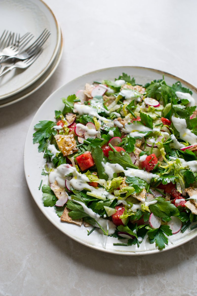 Wildly undischuffed to have three recipes from my new book HERB with @stylistmagazine today, including Watermelon and parsley fattoush with yoghurt dressing.

stylist.co.uk/food-drink/gre…