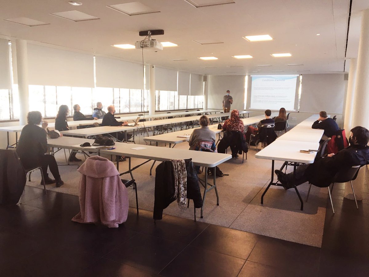 Conseillers indemnisation, placement et #entreprise ont animé a <a href="/villelodeve/">Ville de Lodève</a> une info collective Mon marché du travail en présence de l'équipe de #Médiateurs de la CCLL.Cette action marque le début d'une belle collaboration .De nombreuses actions innovantes sont à venir ➡️QPV