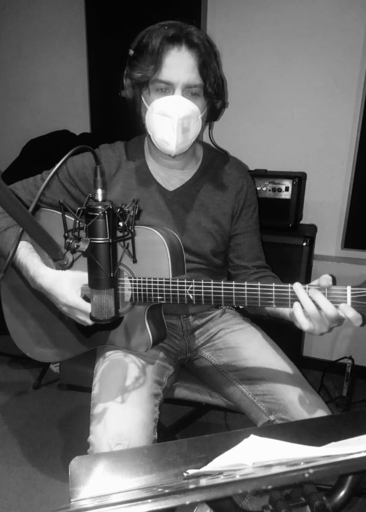 Ci sarà del nuovo tra non molto .....coming soon 🔜 

#cantautore 
#nuoveidee
#nuovibrani
#canzoni
#followme
#followforfollow