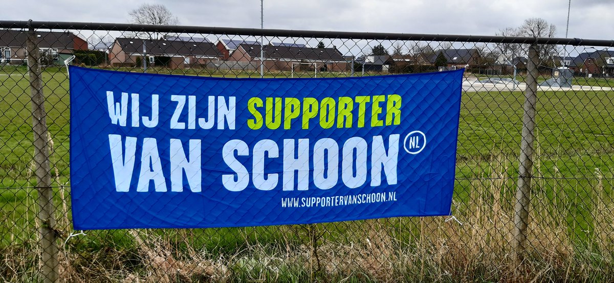 Kom je zaterdag ook helpen om Middelstum weer schoon te maken?
Koffie en koek staan klaar om 09.30 uur op Concordiaplein.
Prikstokken en afvalzakken is voor gezorgd. Het beloofd mooi weer te worden. En na afloop snert! 
#schoonmaken #plasticvrij #rommelopruimen #dorpsactiviteit