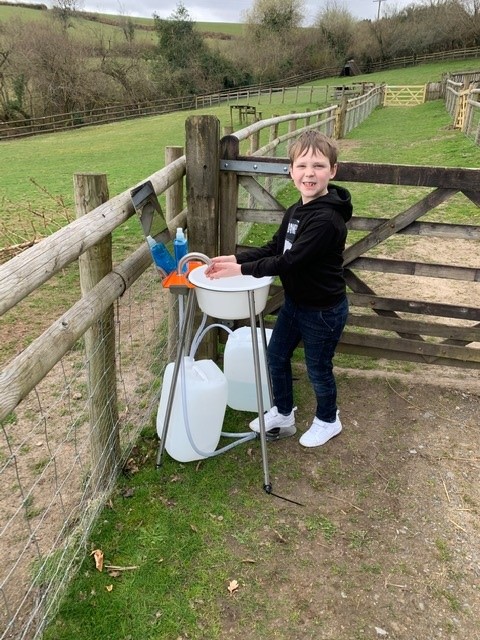 As businesses and attractions reopen... remember you still need to #washyourhands!  Our Jengu portable sink might be just what your open-air attraction needs.  aldermantooling.co.uk/what-we-do/por…