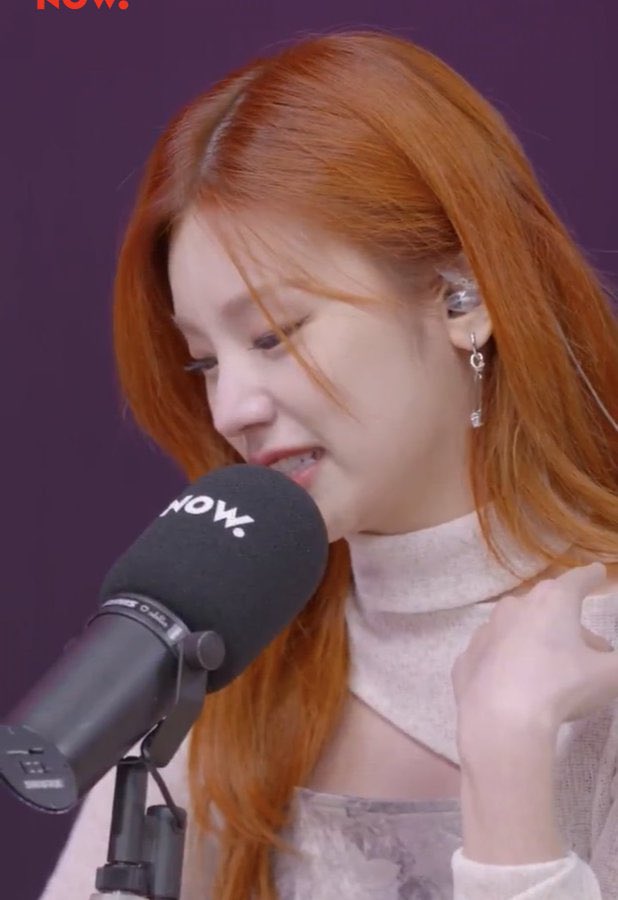 เยจี  : เธอมีค่ามากๆนะ เธอคือความภูมิใจของวงเราเลย
รยูจิน : ~ร้องงงงงง🥺😭~

©️ yukochaan

#RYUJIN #류진 #ITZY <a href="/ITZYofficial/">ITZY</a>