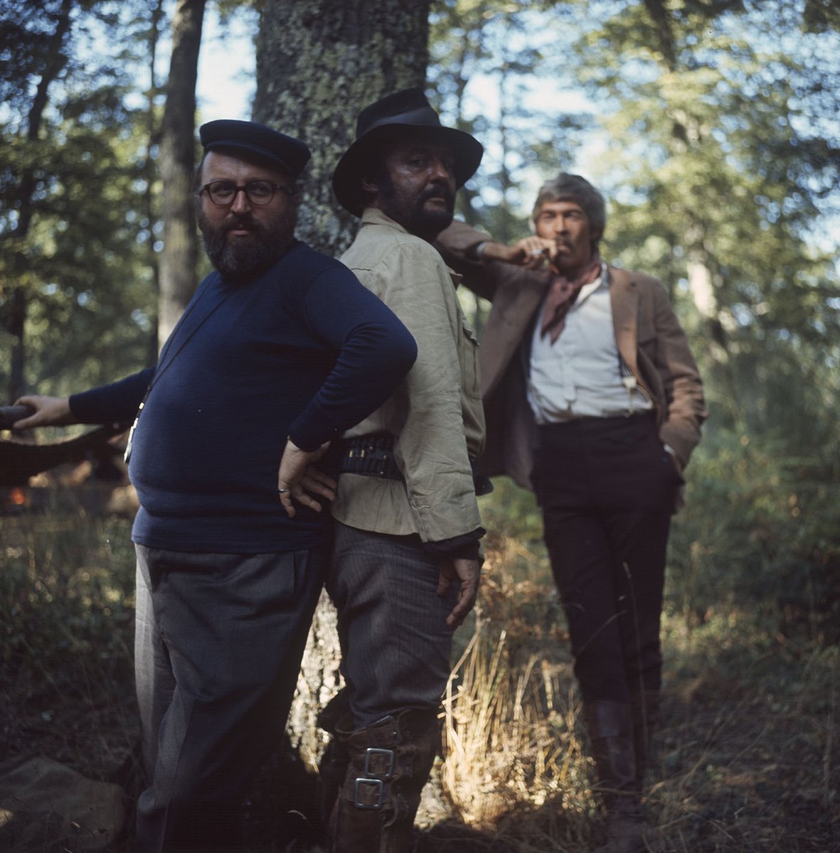 Rod Steiger (#BOTD) with Sergio Leone and James Coburn during the making of DUCK, YOU SUCKER (1971).

<a href="/criterionchannl/">Criterion Channel</a> — criterionchannel.com/duck-you-sucker